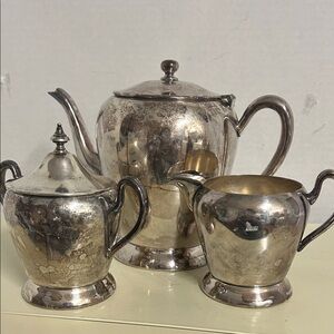 Elegant Silver Tea Set 3 pc set Silver on Coppet